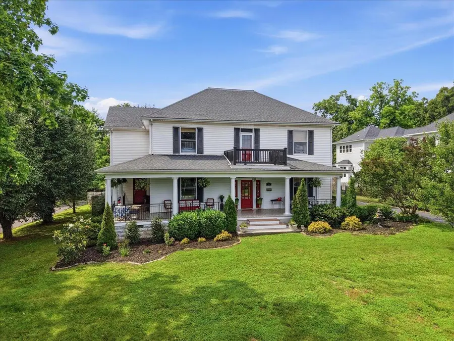 521 E 2nd North Street, Morristown, TN 37814 - #2