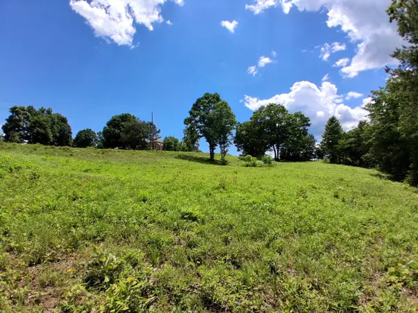 336 Woodstock Drive, Rutledge, TN 37861