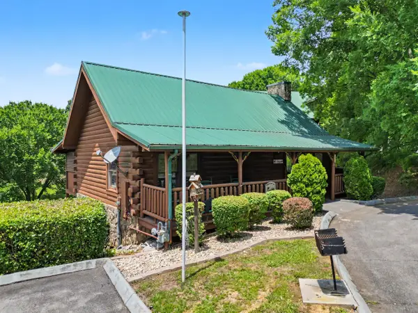 1629 Little Cabin Loop, Sevierville, TN 37862