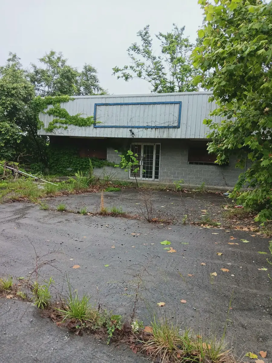2595 Tn-31, Mooresburg, TN 37811 - #2