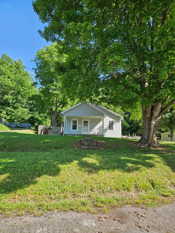154 Mullins Drive, Sneedville, TN 37869