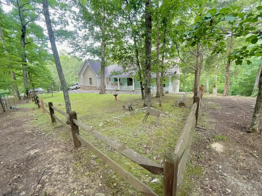 120 Atalaya Drive, Dandridge, TN 37725 - #2