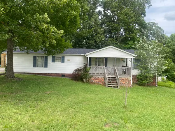 1710 Ferry Hill Road, Dandridge, TN 37725