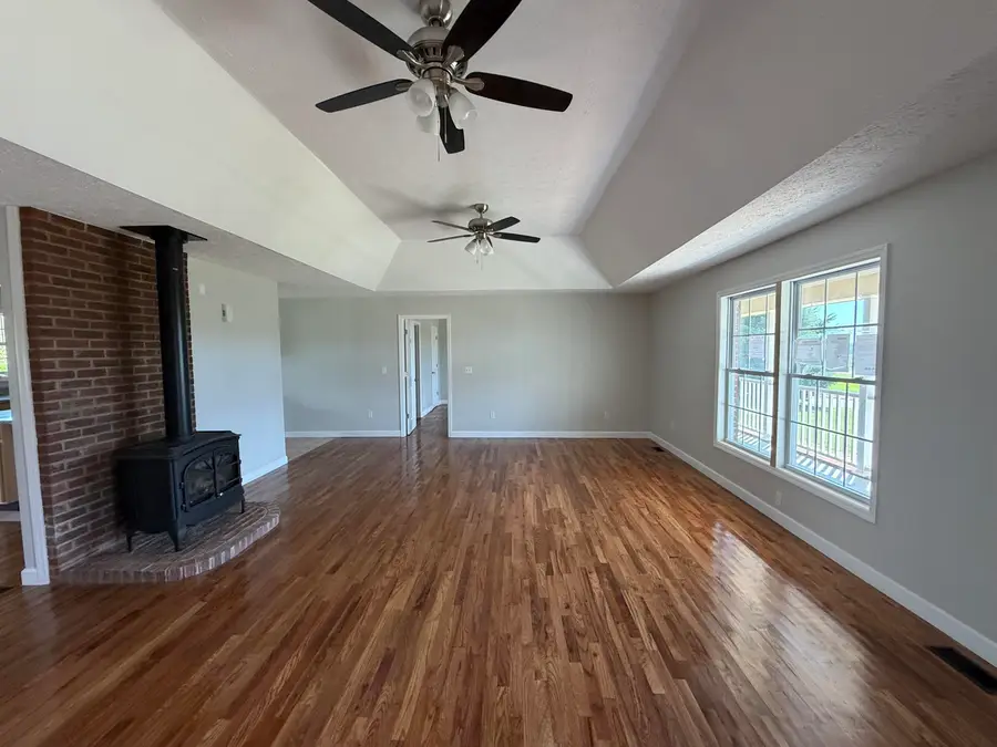 565 Providence Drive, Jefferson City, TN 37760 - #2
