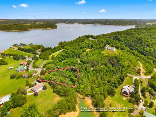 1393 Lake Front Drive, Dandridge, TN 37725