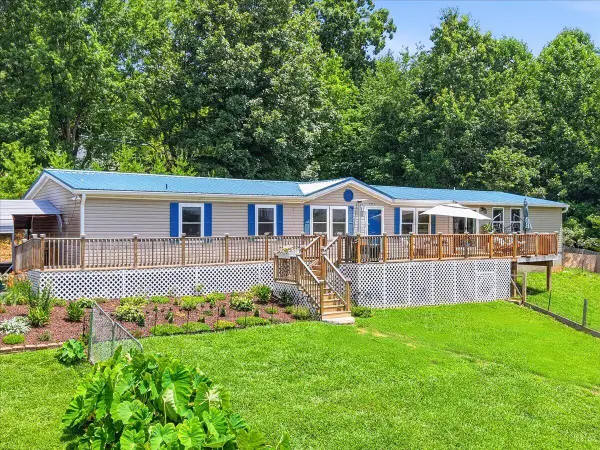 586 Havenwood Way, Dandridge, TN 37725