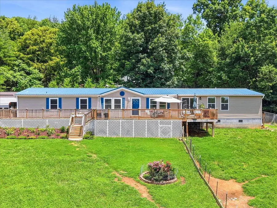 586 Havenwood Way, Dandridge, TN 37725 - #2