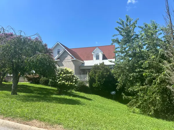 1610 Spear Point Lane, Sevierville, TN 37876