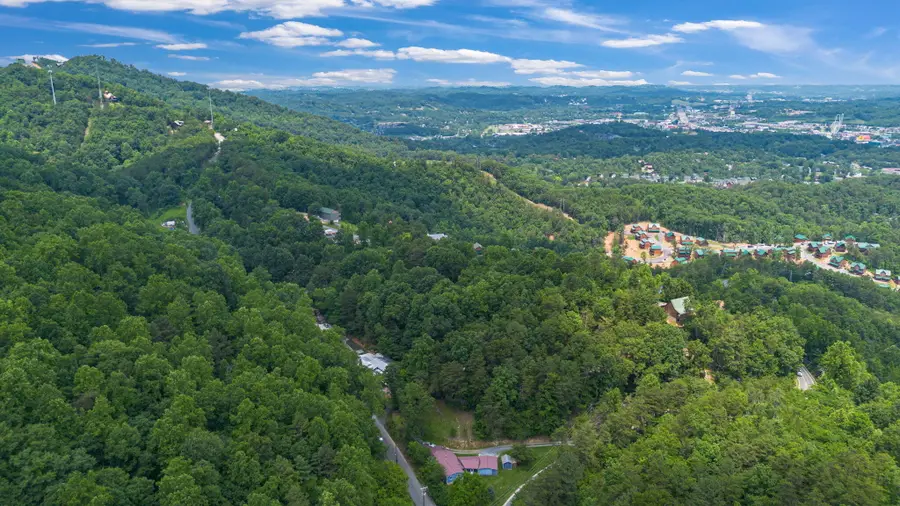 000 Pine Mtn Road, Pigeon Forge, TN 37863 - #3