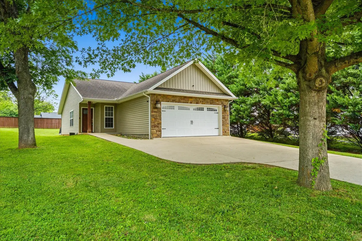 1513 S Sizer Avenue, Jefferson City, TN 37760 - #1