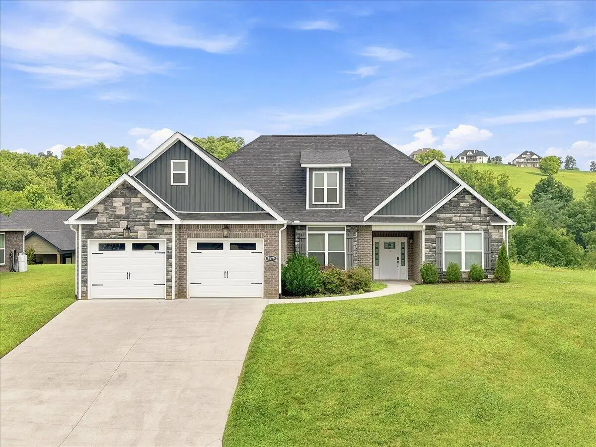 2579 Shoreline Vista, Morristown, TN 37814 - #1