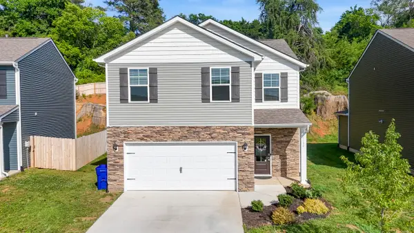 7152 Dusty Rose Lane, Knoxville, TN 37921