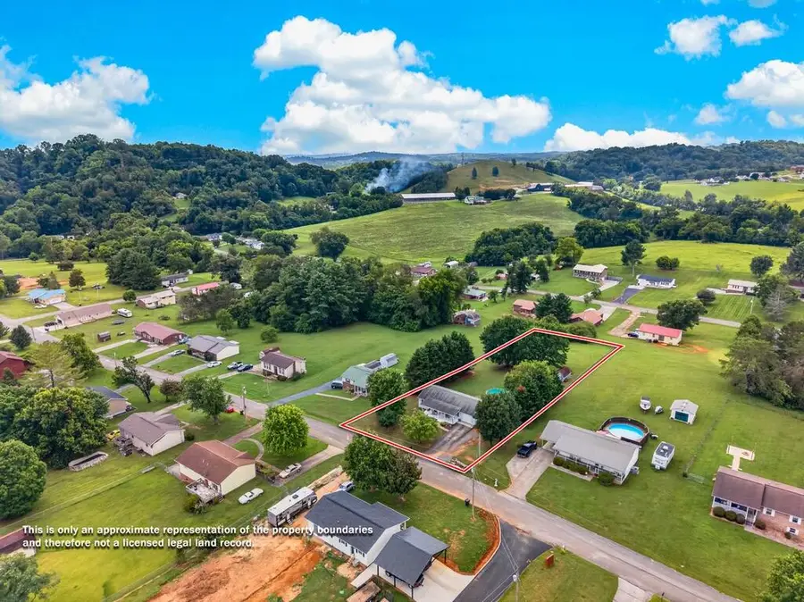 2080 Kingswood Drive, Morristown, TN 37813 - #3