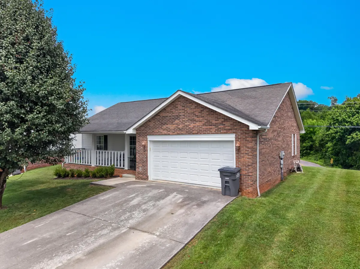 1033 Fox Run, Jefferson City, TN 37760 - #1