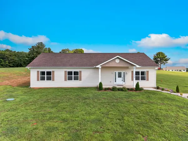 154 Peace Road, Newport, TN 37821