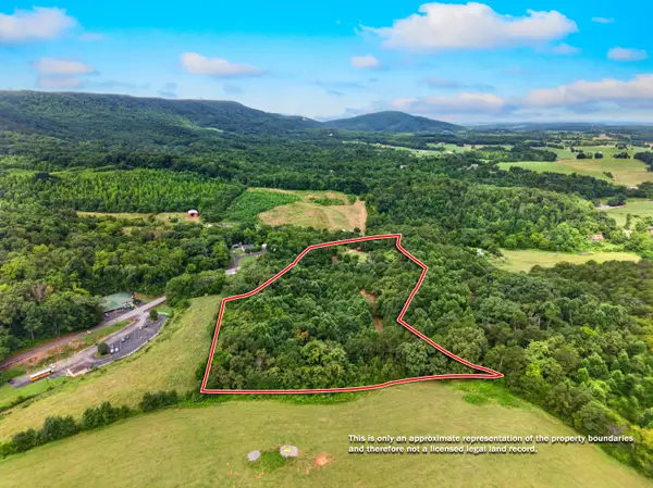 420 Blowing Cave Road, Sevierville, TN 37876