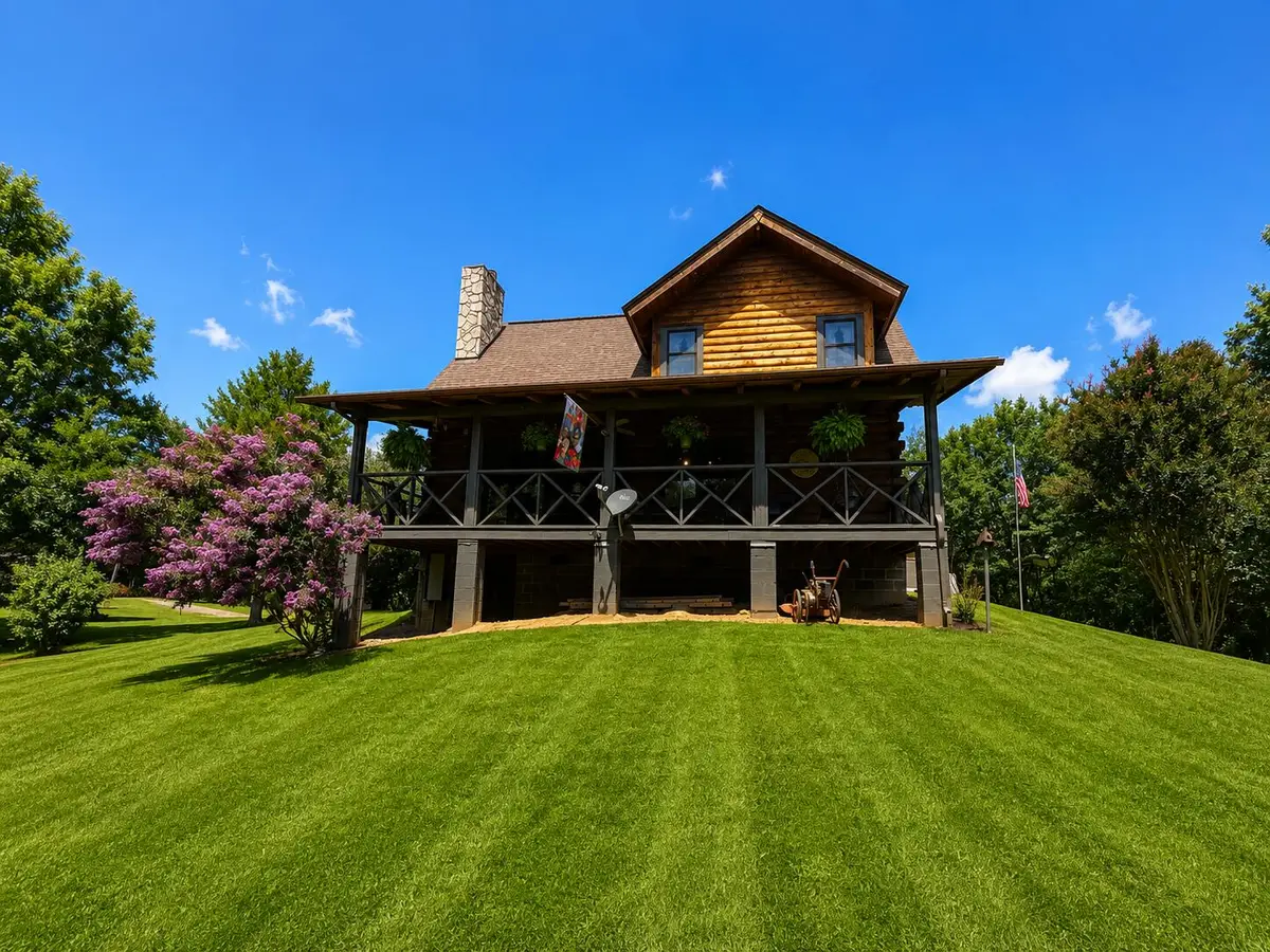 507 Peacock Way, Parrottsville, TN 37843 - #1