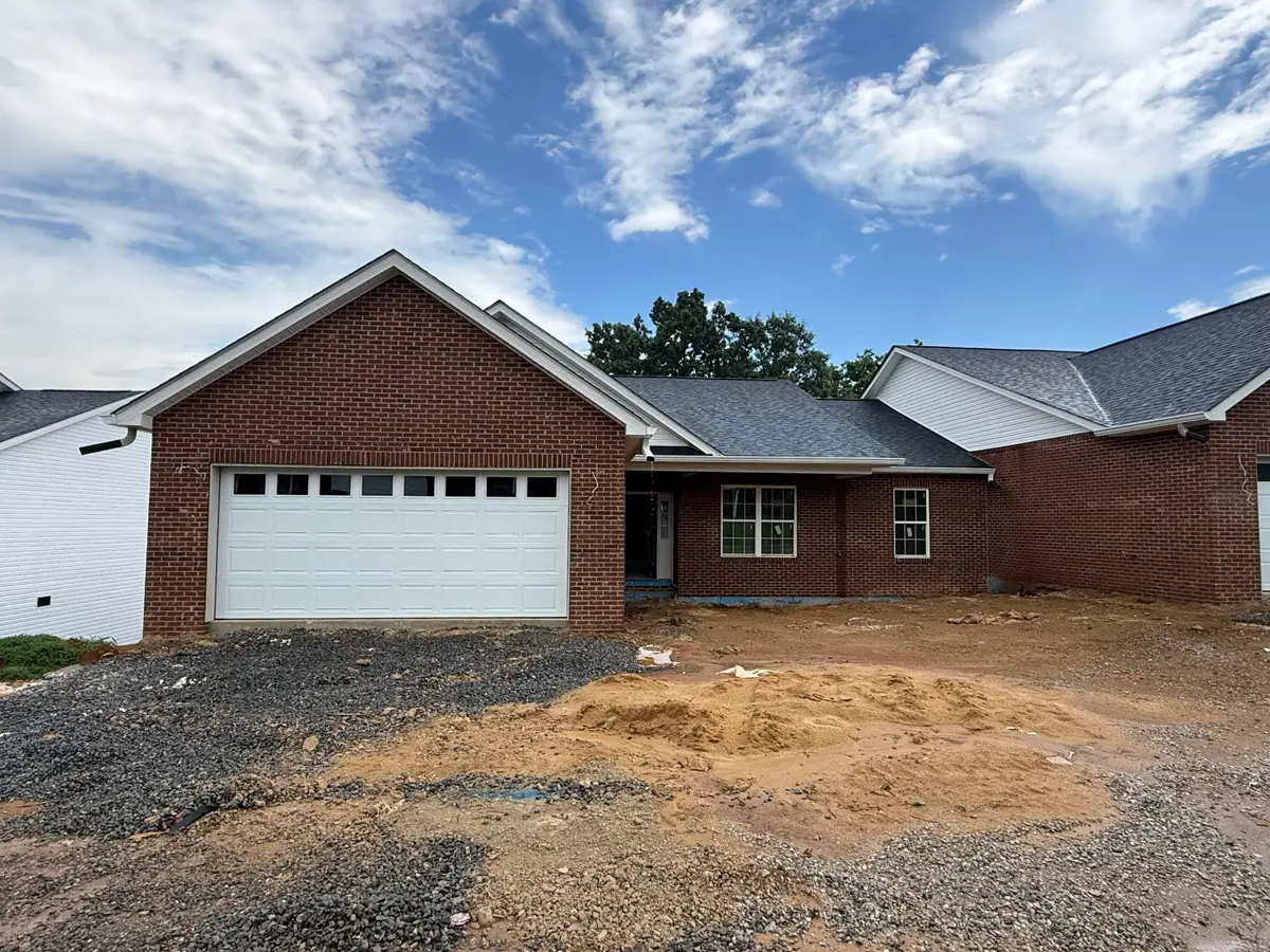 1053 Patriot Landing Drive, Dandridge, TN 37725 - #1