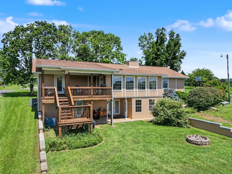 1682 Brookview Drive, Dandridge, TN 37725 - #2