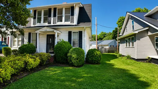 1242 E Center Street, Kingsport, TN 37660
