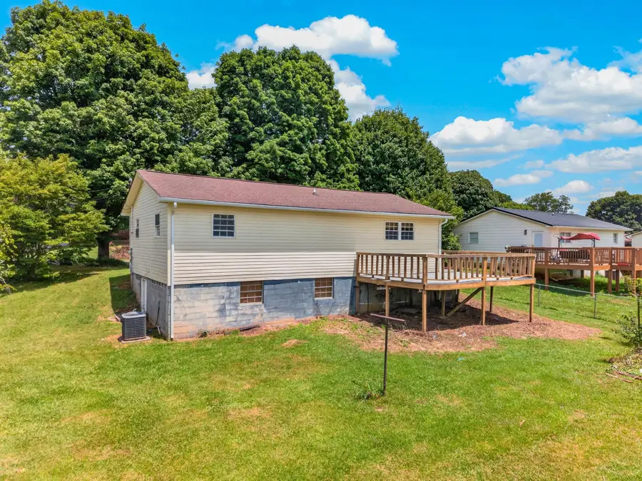 2090 Herron Drive, Morristown, TN 37813 - #3