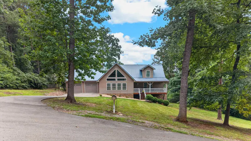 916 Redbud Dr, Dandridge, TN 37725 - #1