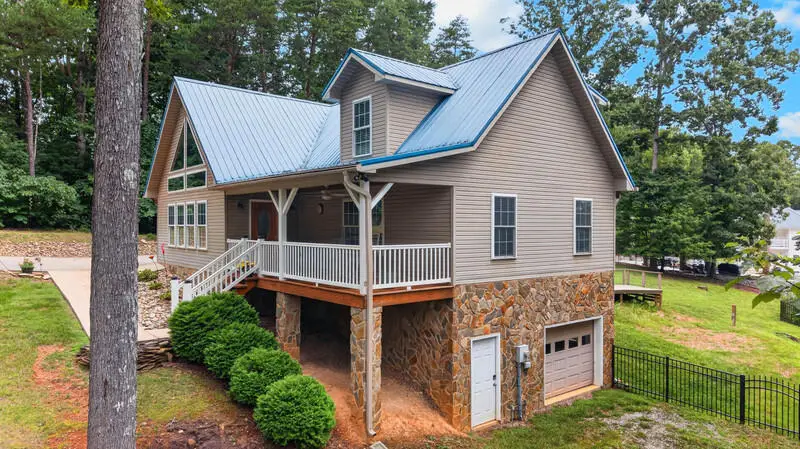 916 Redbud Dr, Dandridge, TN 37725 - #2