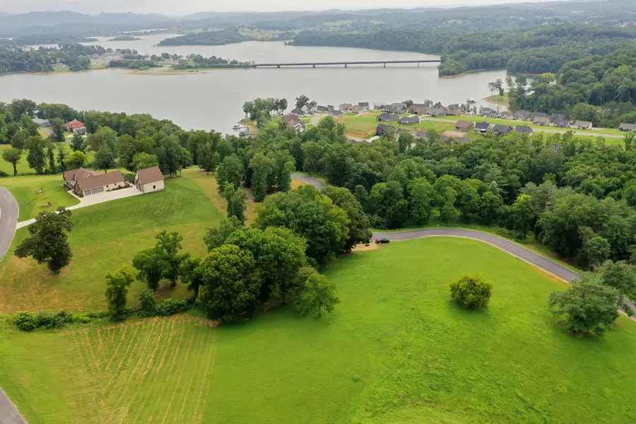 2057 Edgewater Sound, Morristown, TN 37814 - #3