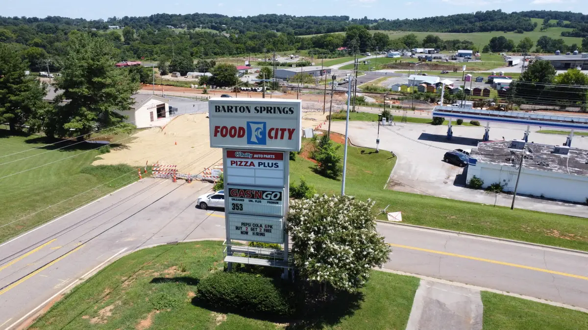 4001 Cool Springs Rd, Morristown, TN 37814 - #1
