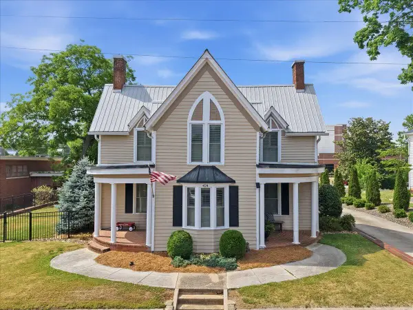 424 W 2nd North Street, Morristown, TN 37814