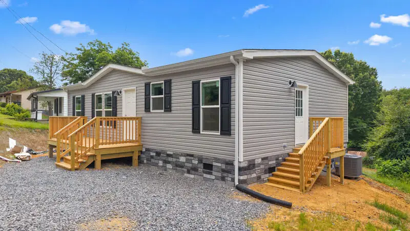 580 Woodlawn Avenue, Newport, TN 37821 - #1