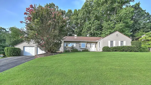 1711 Brentwood Drive, Greeneville, TN 37743