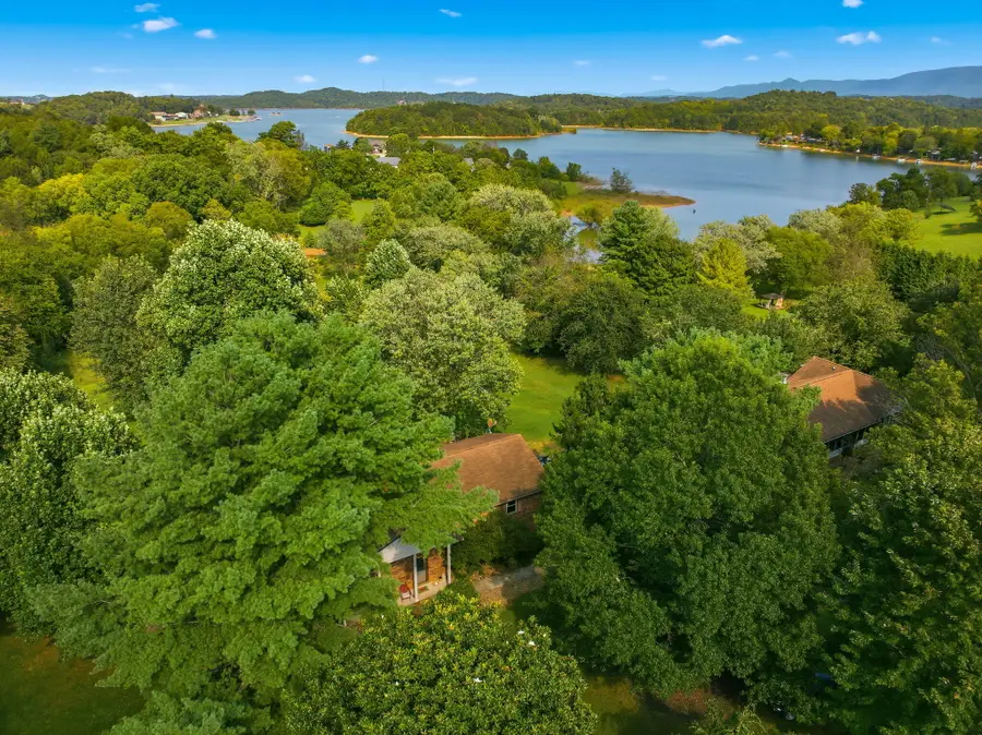 1634 Brookview Drive, Dandridge, TN 37725 - #3