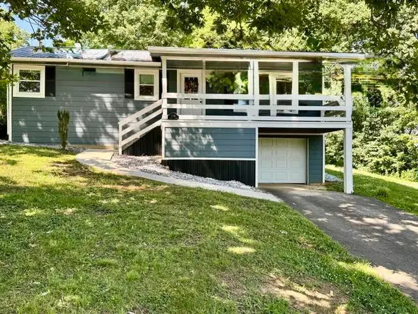 1124 Hixon Avenue, Greeneville, TN 37743