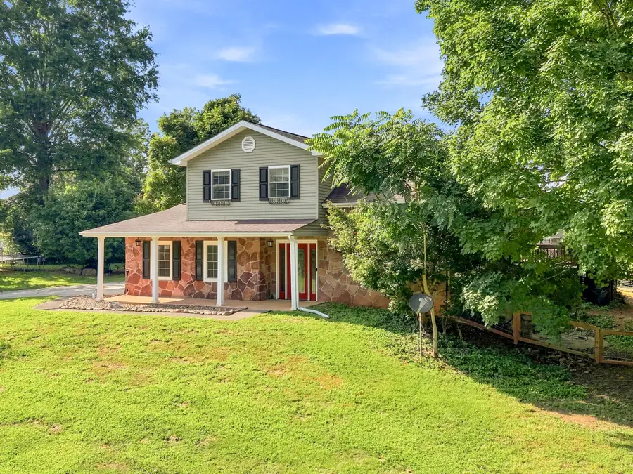 1043 Keith Lane, Morristown, TN 37813 - #2
