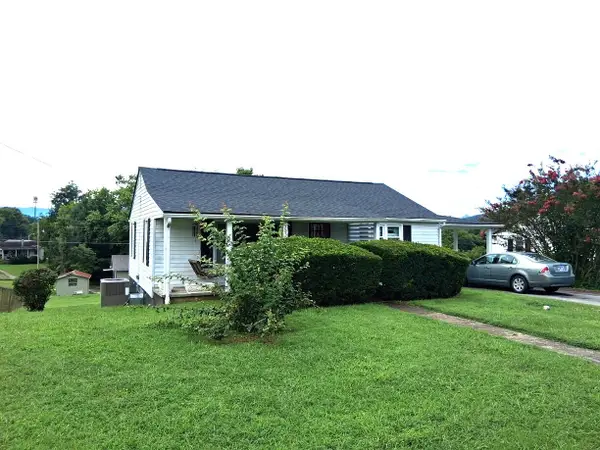 205 English Street, Newport, TN 37821