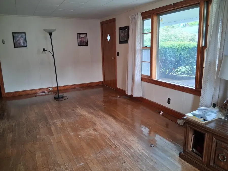 205 English Street, Newport, TN 37821 - #2