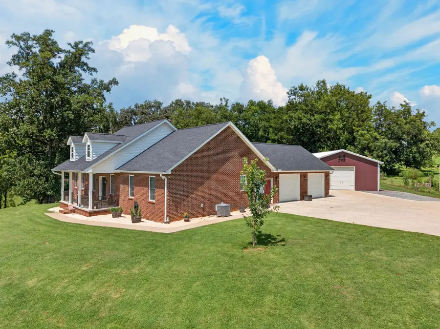 408 Haynes Road, Dandridge, TN 37725 - #2