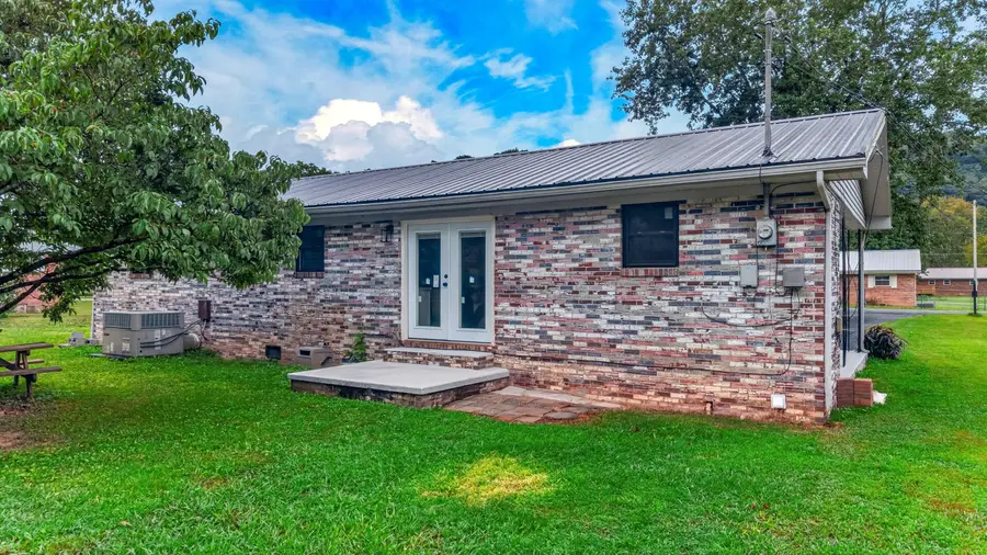 518 Fairfield Drive, Newport, TN 37821 - #3