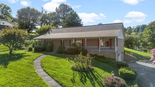 2059 Seven Oaks Drive, Morristown, TN 37814