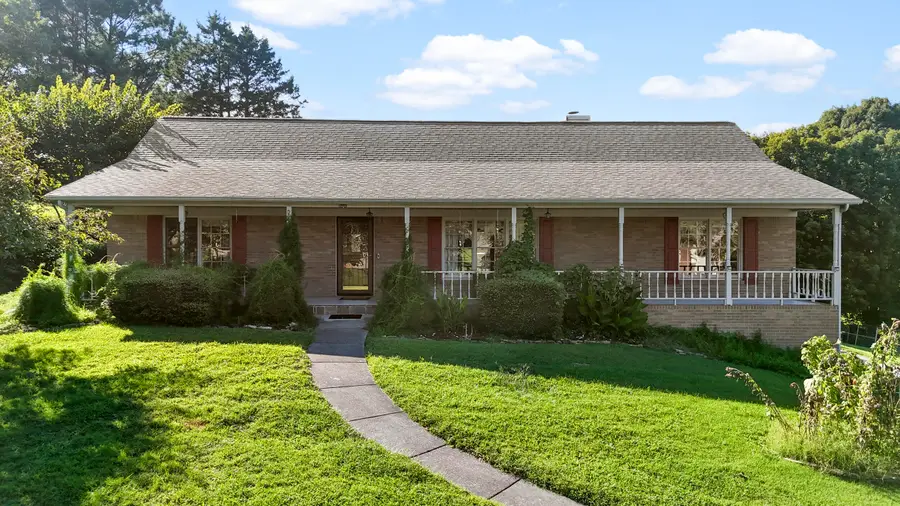 2059 Seven Oaks Drive, Morristown, TN 37814 - #2