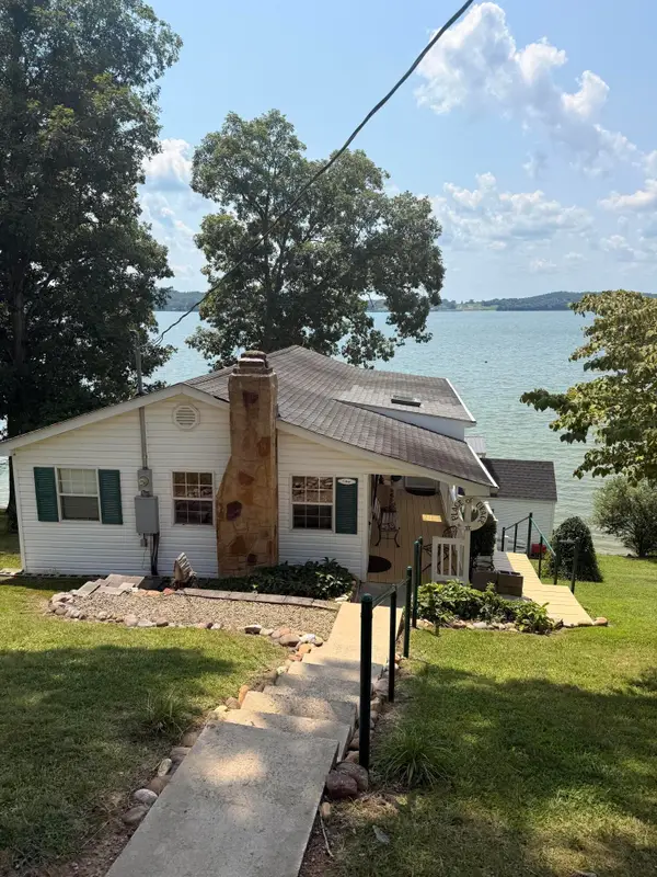 1490 Dover Lane, Dandridge, TN 37725