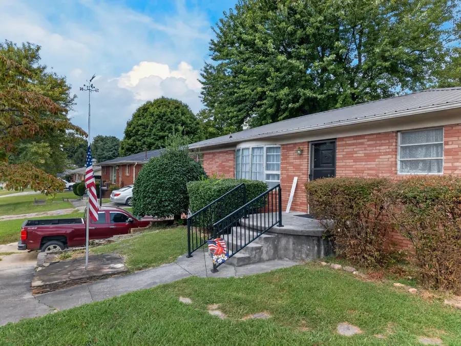 1521 Hugh Drive, Morristown, TN 37813 - #2