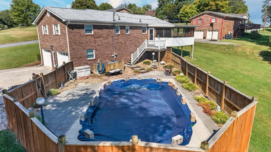 1032 Granby Drive, Morristown, TN 37813 - #3