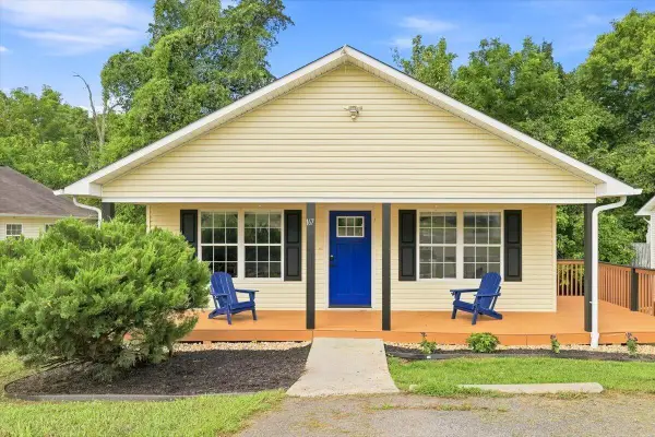 167 Red Bud Lane, Sevierville, TN 37876