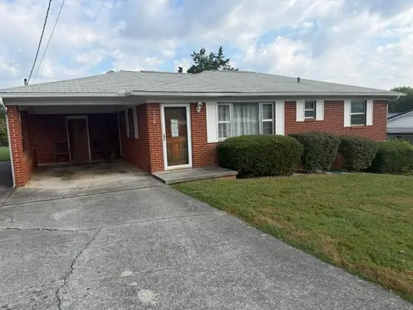 704 Lincoln Avenue, Morristown, TN 37813