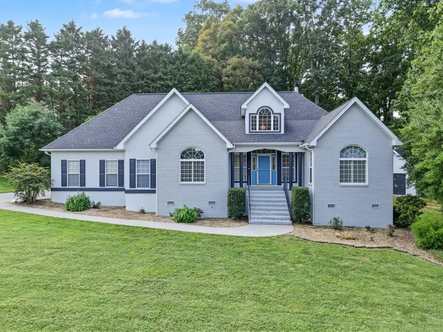 3223 Topside Drive, Kodak, TN 37764 - #3