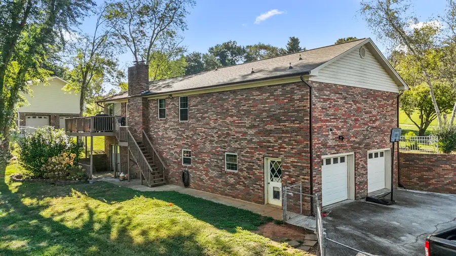 5825 Chestnut Oak Drive, Morristown, TN 37814 - #3