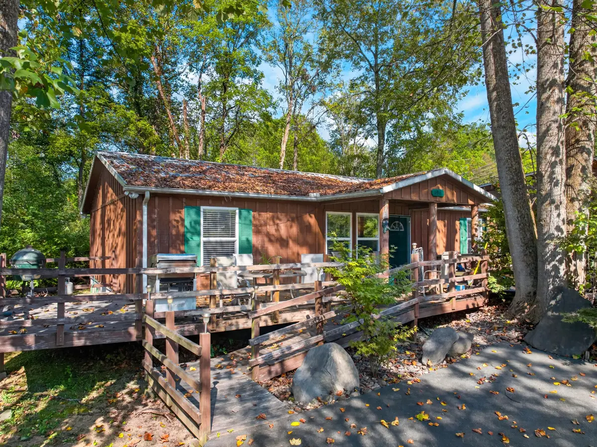 4921 Hooper Highway, Cosby, TN 37722 - #1