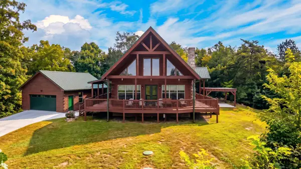 1728 Stone Bridge Drive, Dandridge, TN 37725